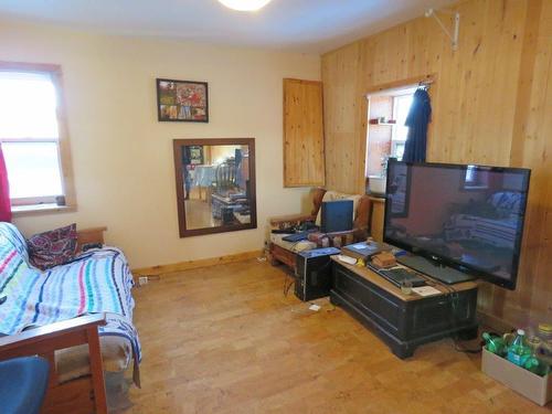 46 Front Street, Nipigon, ON - Indoor