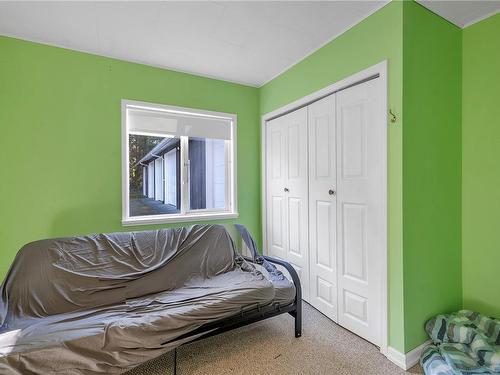 1260 Sayward Rd, Sayward, BC - Indoor Photo Showing Bedroom