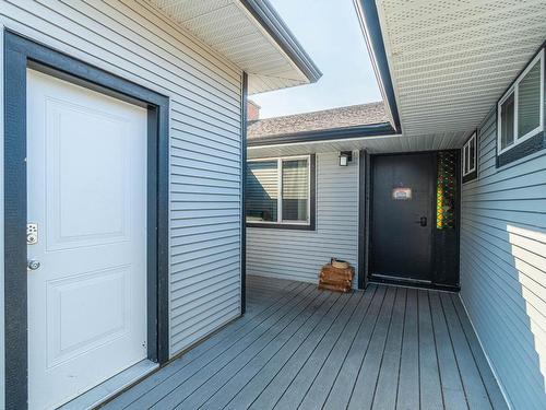 2215 Barbara Ave, Kamloops, BC - Outdoor With Exterior