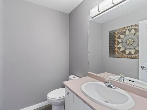 3-763 Front Street, Kamloops, BC - Indoor Photo Showing Bathroom