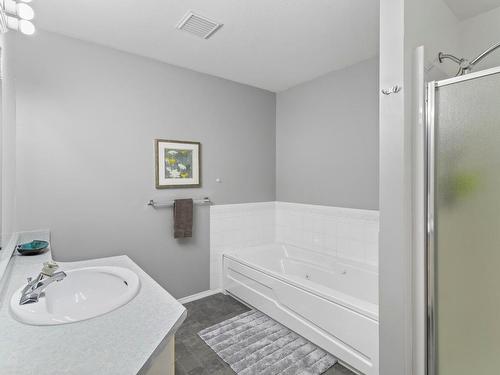 3-763 Front Street, Kamloops, BC - Indoor Photo Showing Bathroom