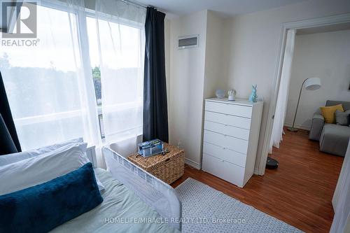 303 - 9235 Jane Street, Vaughan, ON - Indoor Photo Showing Bedroom