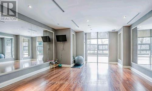 303 - 9235 Jane Street, Vaughan (Maple), ON - Indoor Photo Showing Other Room