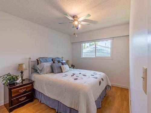 2120 Omineca Drive, Kamloops, BC - Indoor Photo Showing Bedroom