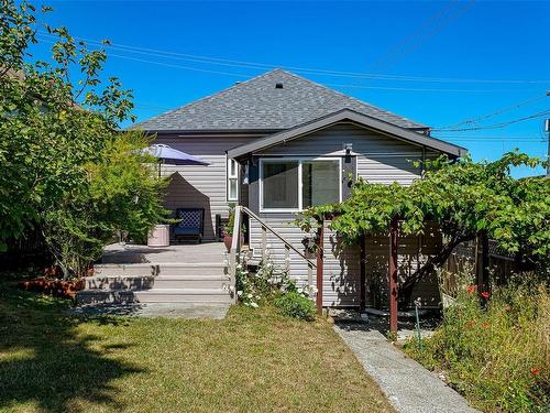 125 Gatacre St, Ladysmith, BC 