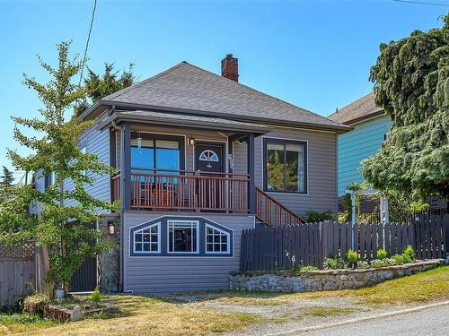 125 Gatacre St, Ladysmith, BC 