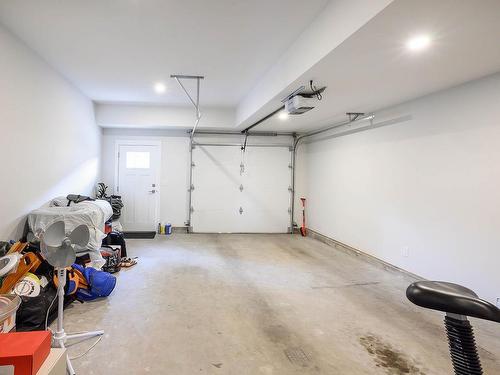 133-1901 Qu'Appelle Blvd, Kamloops, BC - Indoor Photo Showing Garage