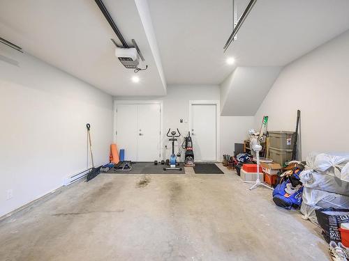 133-1901 Qu'Appelle Blvd, Kamloops, BC - Indoor Photo Showing Garage