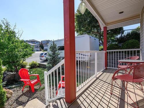 864 Regent Cres, Kamloops, BC - Outdoor With Deck Patio Veranda With Exterior