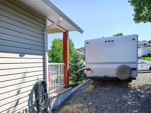 864 Regent Cres, Kamloops, BC - Outdoor With Exterior