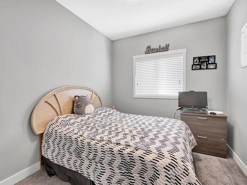 128-1939 Coldwater Drive, Kamloops, BC - Indoor Photo Showing Bedroom