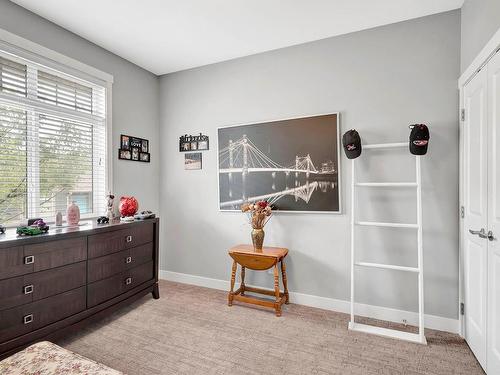 128-1939 Coldwater Drive, Kamloops, BC - Indoor Photo Showing Bedroom