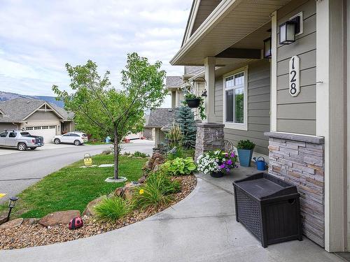 128-1939 Coldwater Drive, Kamloops, BC - Outdoor