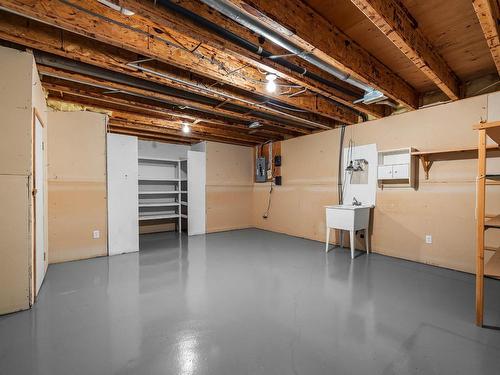 1021 Norview Place, Kamloops, BC - Indoor Photo Showing Basement