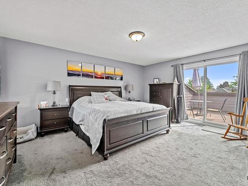 1886 Cathedral Crt, Kamloops, BC - Indoor Photo Showing Bedroom