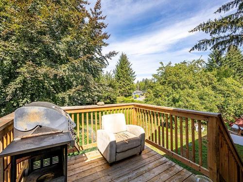 4972 Adrian Rd, Courtenay, BC 