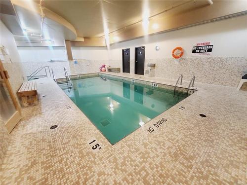 205-194 Beachside Dr, Parksville, BC - Indoor Photo Showing Other Room With In Ground Pool