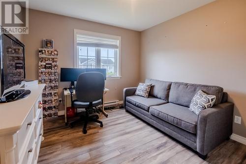 13 Bridgeport Street, Paradise, NL - Indoor