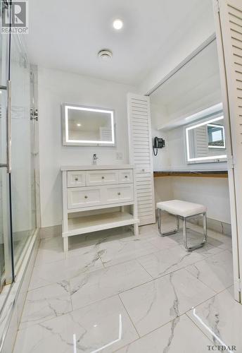 324 Lemoyne St, Timmins, ON - Indoor Photo Showing Bathroom