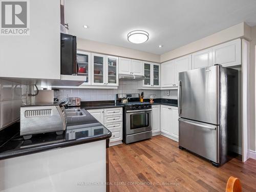 81 John Stiver Crescent, Markham (Buttonville), ON - Indoor Photo Showing Kitchen With Double Sink