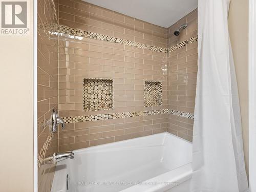 81 John Stiver Crescent, Markham, ON - Indoor Photo Showing Bathroom