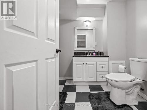 81 John Stiver Crescent, Markham (Buttonville), ON - Indoor Photo Showing Bathroom