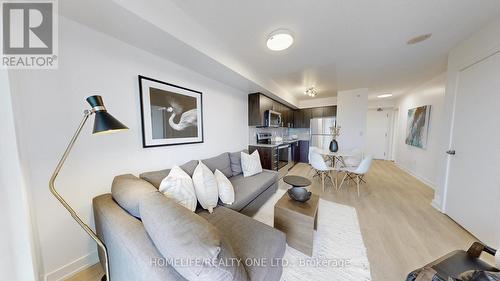 1605 - 1420 Dupont Street, Toronto (Dovercourt-Wallace Emerson-Junction), ON - Indoor Photo Showing Living Room