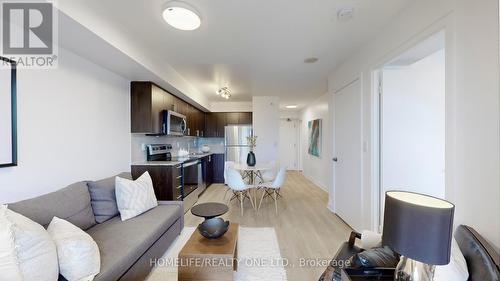 1605 - 1420 Dupont Street, Toronto (Dovercourt-Wallace Emerson-Junction), ON - Indoor Photo Showing Living Room