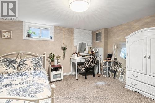 74 Marmora Street, St. Catharines, ON - Indoor Photo Showing Bedroom