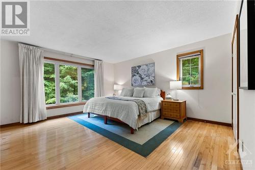 1560 Cumberland Ridge Drive, Cumberland, ON - Indoor Photo Showing Bedroom