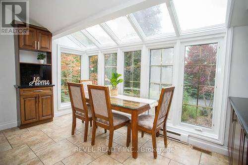 240 Johnson Road, Brantford, ON - Indoor Photo Showing Dining Room