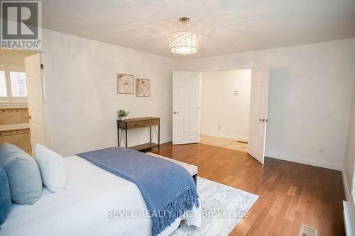 240 Johnson Road, Brantford, ON - Indoor Photo Showing Bedroom