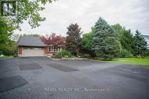 240 Johnson Road, Brantford, ON - Outdoor