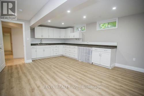 240 Johnson Road, Brantford, ON - Indoor Photo Showing Kitchen