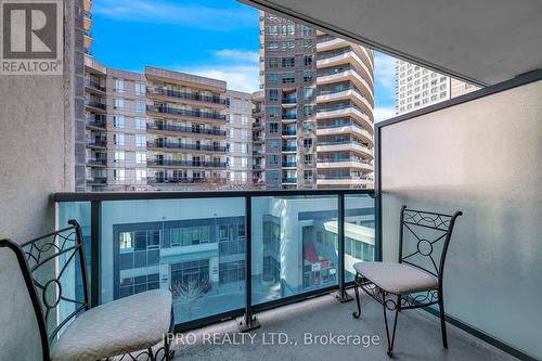 531 - 7165 Yonge Street, Markham, ON - Outdoor With Balcony