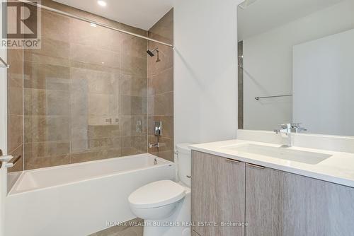 4209 - 1928 Lake Shore Boulevard W, Toronto (High Park-Swansea), ON - Indoor Photo Showing Bathroom