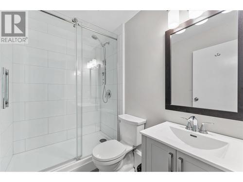 3020 Allenby Way Unit# 211, Vernon, BC - Indoor Photo Showing Bathroom