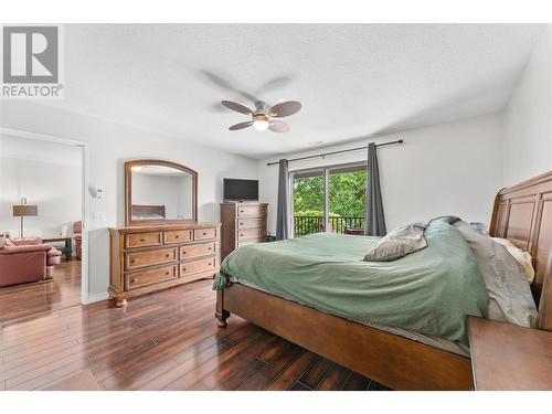 3020 Allenby Way Unit# 211, Vernon, BC - Indoor Photo Showing Bedroom