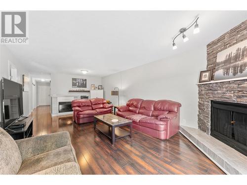 3020 Allenby Way Unit# 211, Vernon, BC - Indoor Photo Showing Living Room With Fireplace