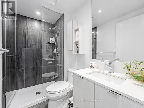 2710 - 195 Redpath Avenue, Toronto (Mount Pleasant West), ON - Indoor Photo Showing Bathroom