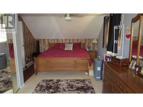 213 Baker Drive, Quesnel, BC - Indoor Photo Showing Bedroom