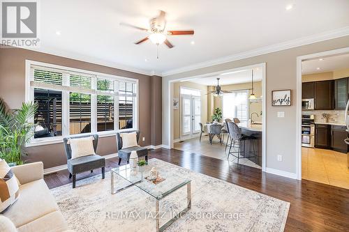 217 Glenabbey Drive, Clarington (Courtice), ON - Indoor Photo Showing Living Room