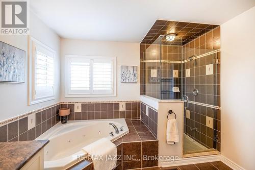 217 Glenabbey Drive, Clarington (Courtice), ON - Indoor Photo Showing Bathroom