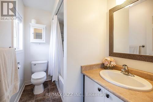 217 Glenabbey Drive, Clarington (Courtice), ON - Indoor Photo Showing Bathroom