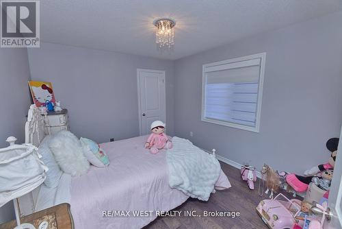 58 Rogers Trail, Bradford West Gwillimbury (Bradford), ON - Indoor Photo Showing Bedroom