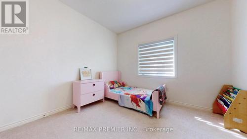 61 Conarty Crescent, Whitby, ON - Indoor Photo Showing Bedroom