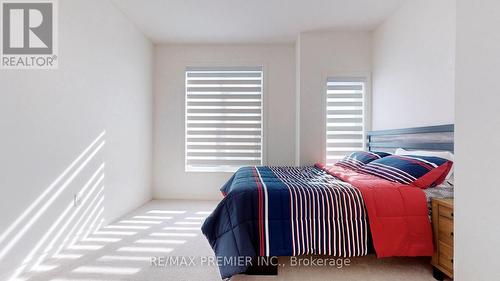 61 Conarty Crescent, Whitby, ON - Indoor Photo Showing Bedroom