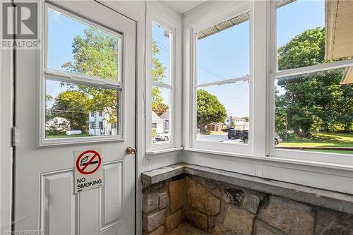 51 Main Street, Lions Head, ON - Indoor Photo Showing Other Room