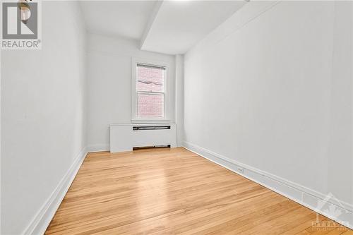 Bedroom #2 - 209 Daly Avenue Unit#2, Ottawa, ON - Indoor Photo Showing Other Room