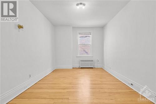 Bedroom #1 - 209 Daly Avenue Unit#2, Ottawa, ON - Indoor Photo Showing Other Room